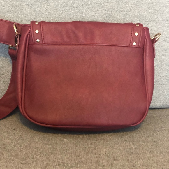 Unbranded Burgundy Cross Body with alternate Strap - Picture 8 of 10